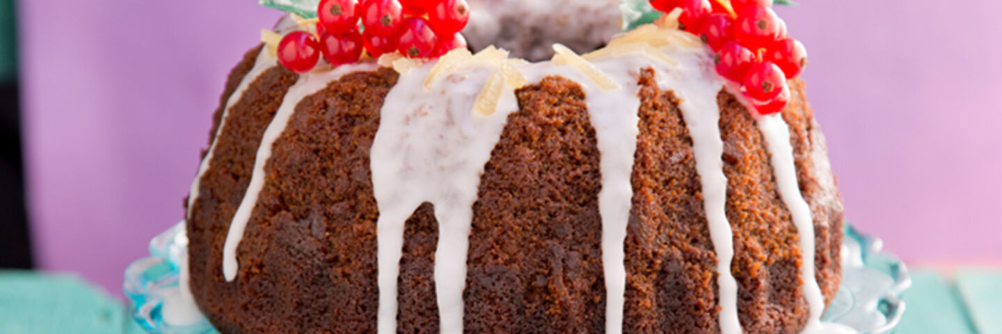 Sticky gingerbread bundt cake recipe