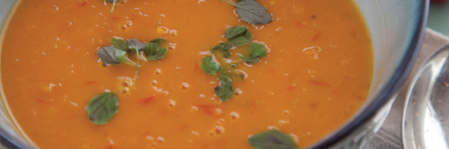 Tomato carrot cardamom soup recipe