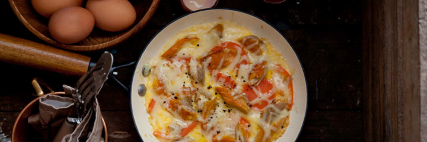 Smoked mackrel omelette recipe