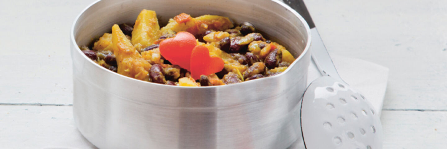Easy one pot potato and bean curry recipe