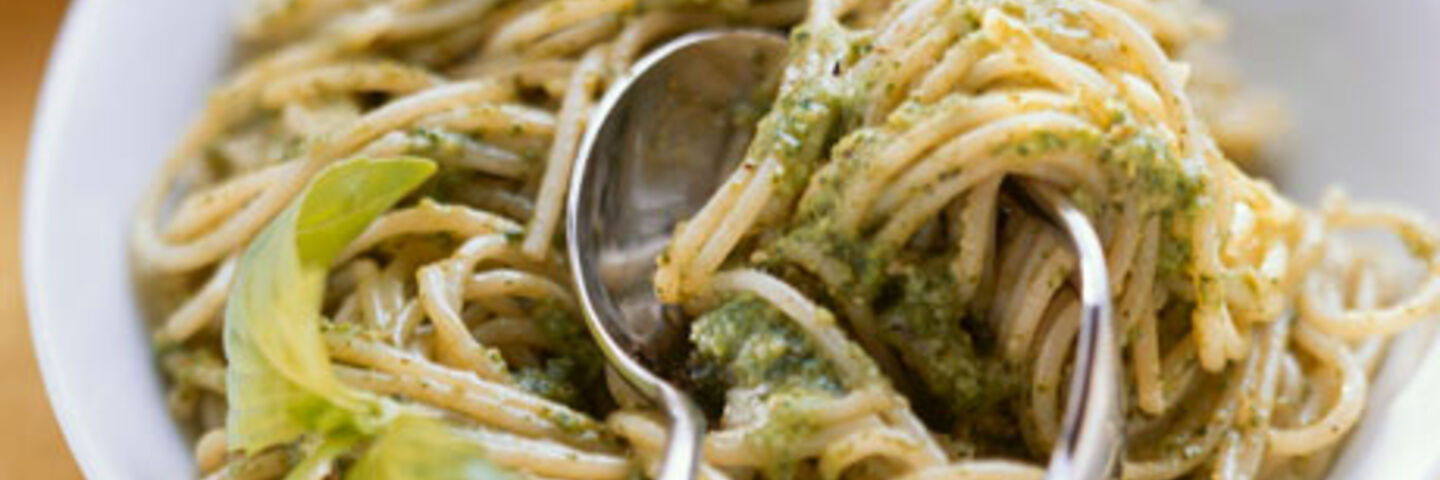Creamy Green Pesto Pasta