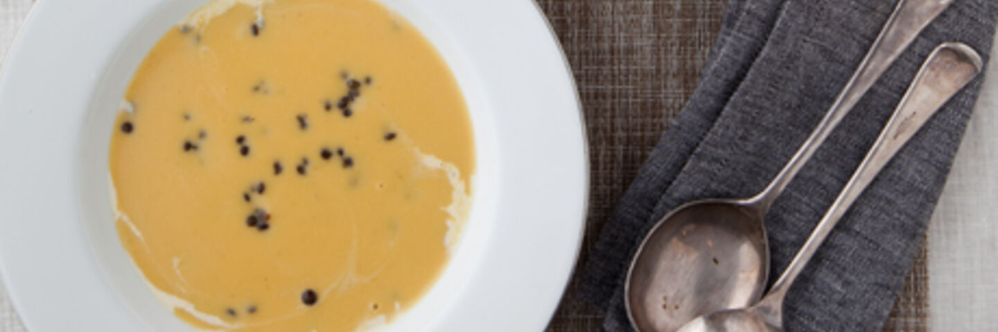 Red Curry Lentil & Sweet Potato Soup