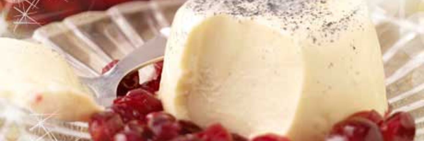 Vanilla Panna Cotta with Cranberry Compote