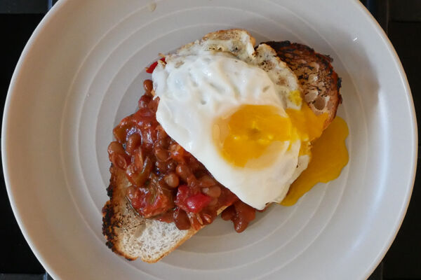 Baked beans with egg recipe