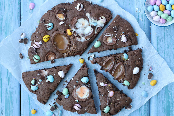 SuperValu Easter Recipes Sharon Hearne-Smith Giant Cookie Pizza