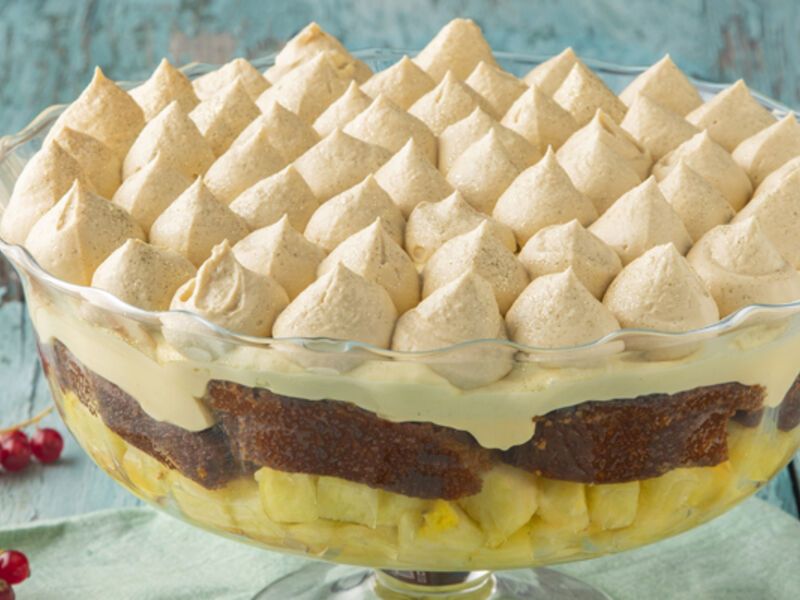 Caribbean Christmas trifle with ginger cake & pineapple
